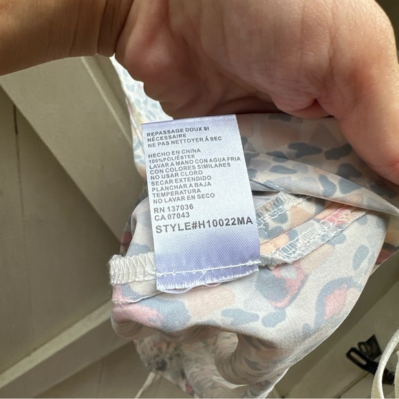 Anthropologie Medium Hologram Tank Annette Crop Top Yoga Leopard Free People - Picture 7 of 8